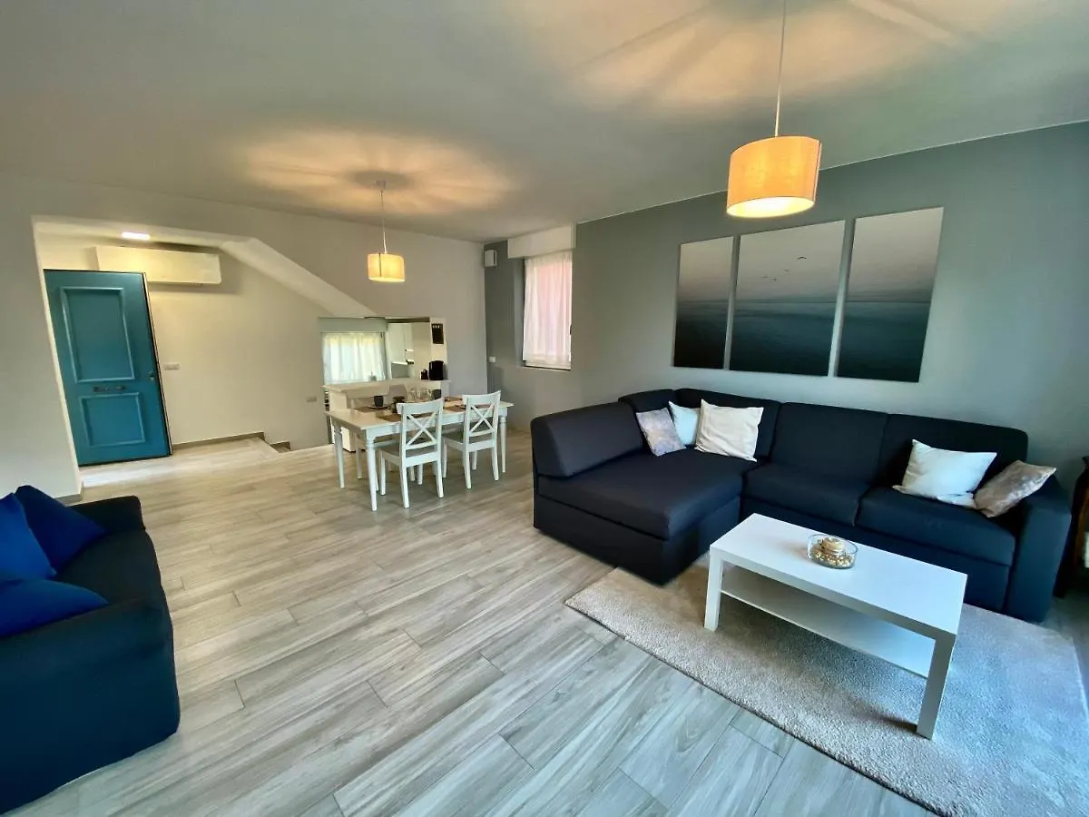 Maison Mimi Apartments location